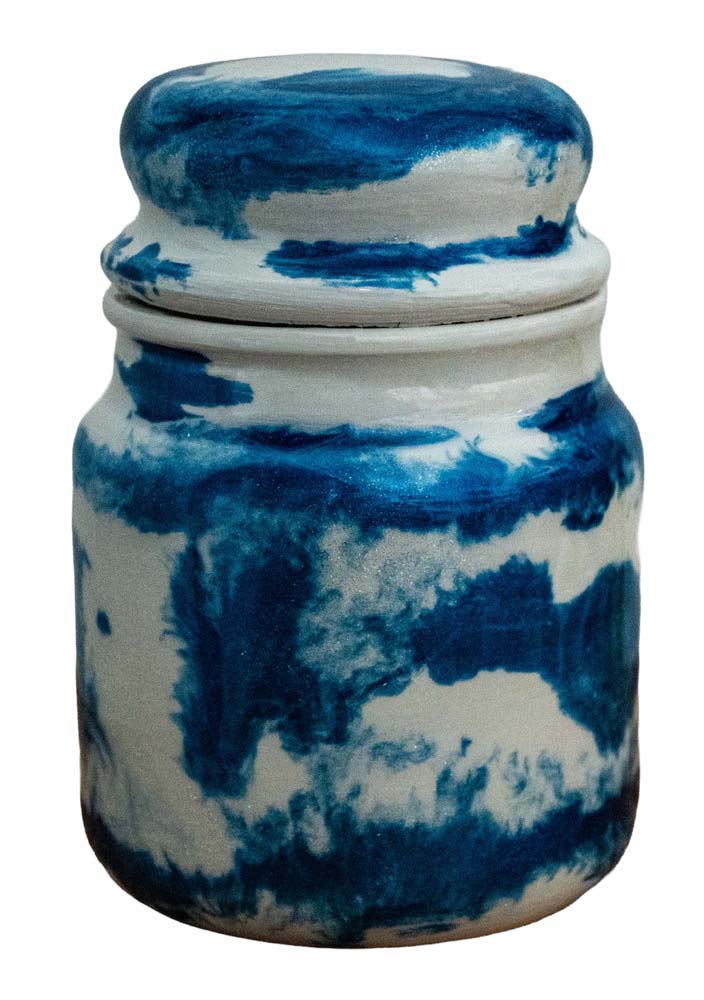 Urns by Sandi / Delft Blue